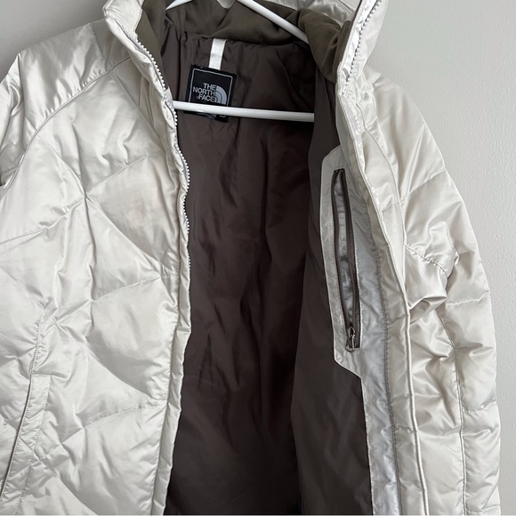North Face Women’s Medium 550 White Quilted Puffer Jacket Zip Front Goose Down - Picture 4 of 12